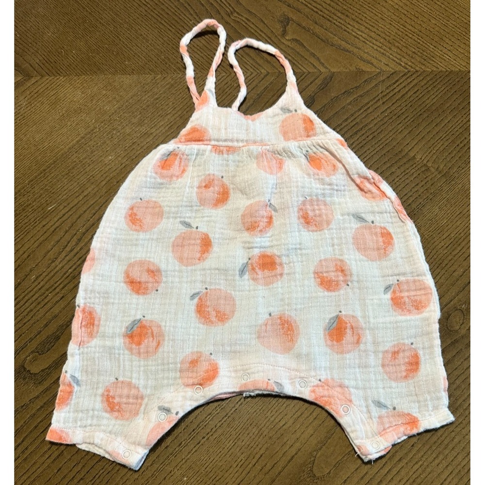 Angel Dear Peaches Muslin Tie Back Romper 3-6‎ Months